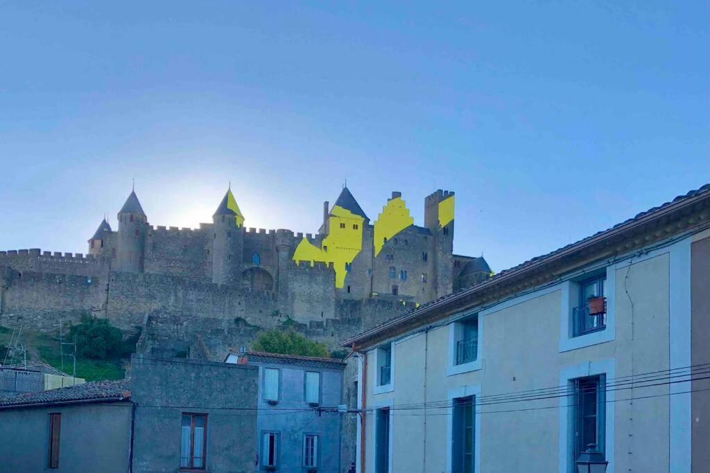 Le Templier Vue Cite Pied Cite Medievale Neuf Carcasona Exterior foto